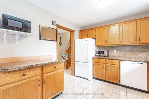 Photo 4 at 856 Church Drive, Lefroy, Innisfil