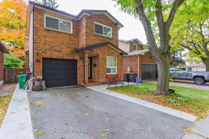 Photo 1 at 20 Oleander Crescent, Heart Lake East, Brampton