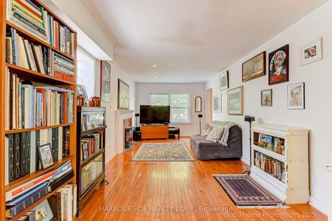 Photo 3 at 591 Broadway Avenue, Leaside, Toronto