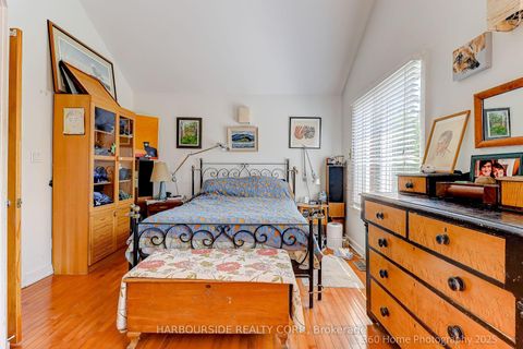 Photo 11 at 591 Broadway Avenue, Leaside, Toronto