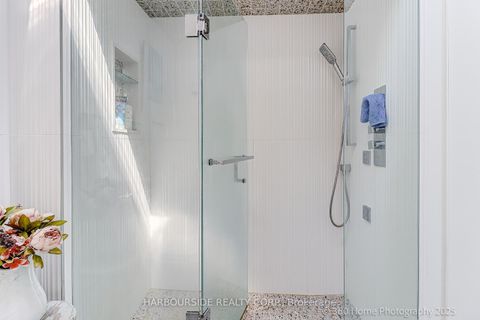 Photo 16 at 591 Broadway Avenue, Leaside, Toronto