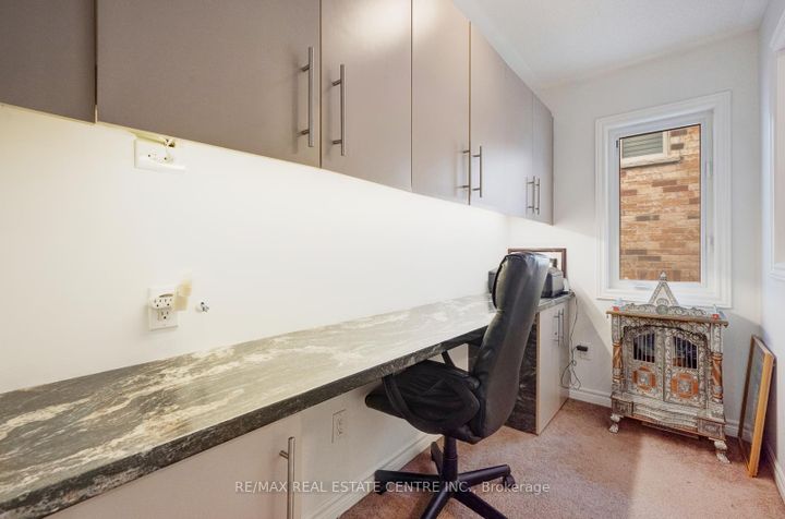 Photo 26 at 19 Mediterranean Crescent, Bram West, Brampton