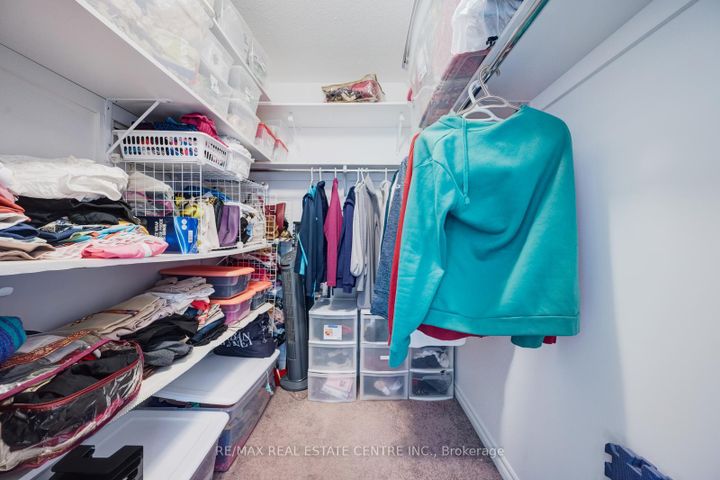 Photo 32 at 19 Mediterranean Crescent, Bram West, Brampton