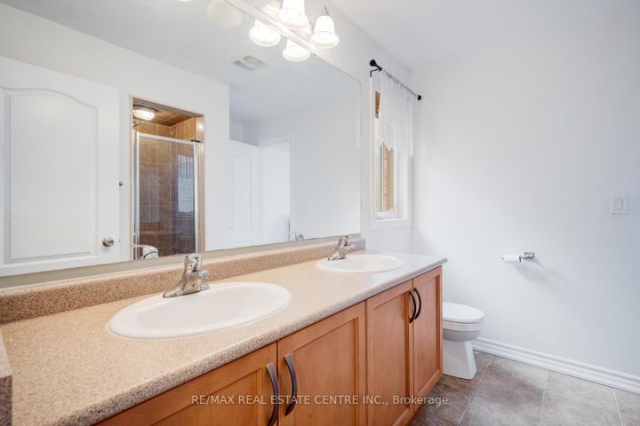 Photo 36 at 19 Mediterranean Crescent, Bram West, Brampton