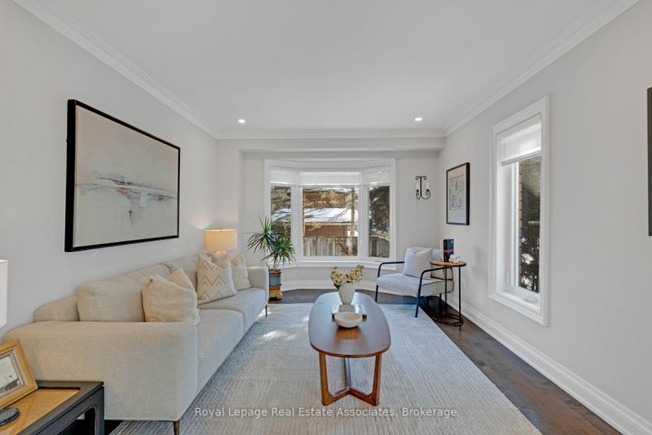 Photo 7 at 14 - 1905 Broad Hollow Gate, Erin Mills, Mississauga