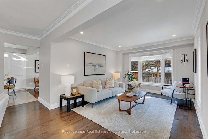 Photo 8 at 14 - 1905 Broad Hollow Gate, Erin Mills, Mississauga