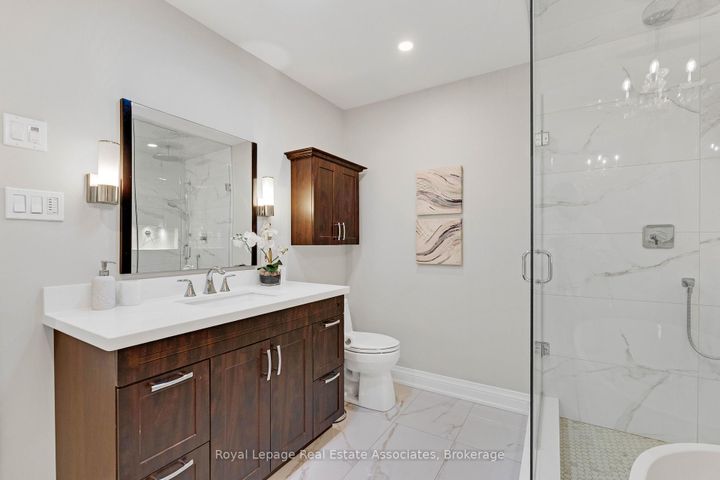 Photo 15 at 14 - 1905 Broad Hollow Gate, Erin Mills, Mississauga