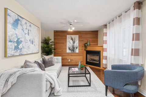 Photo 6 at 110 Wood Lane, Mill Pond, Richmond Hill