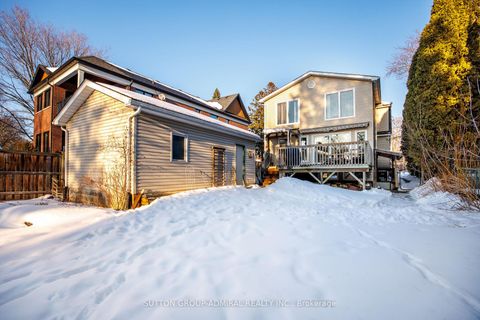 Photo 39 at 110 Wood Lane, Mill Pond, Richmond Hill