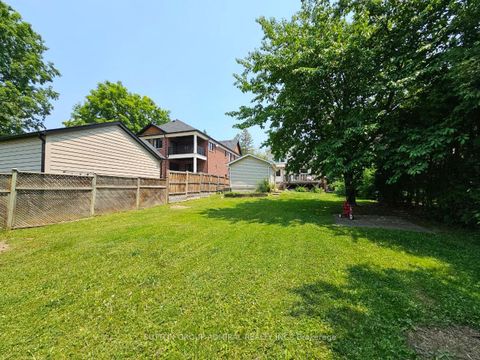 Photo 44 at 110 Wood Lane, Mill Pond, Richmond Hill