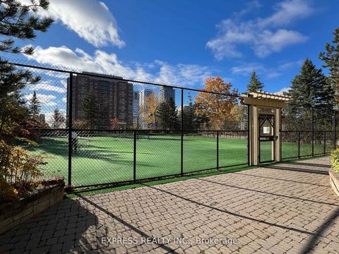 Photo 15 at 1024 - 15 NorthTown Way, Willowdale West, Toronto
