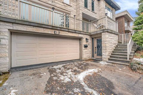 Photo 2 at 31 Bearwood Drive, Humber Valley, Toronto