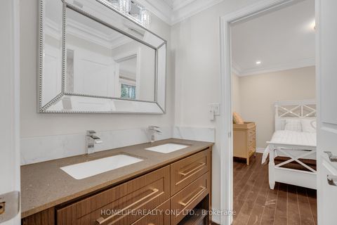 Photo 39 at 31 Bearwood Drive, Humber Valley, Toronto