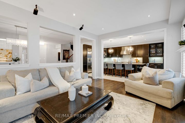 Photo 7 at 196 Aishford Road, Bradford, Bradford West Gwillimbury