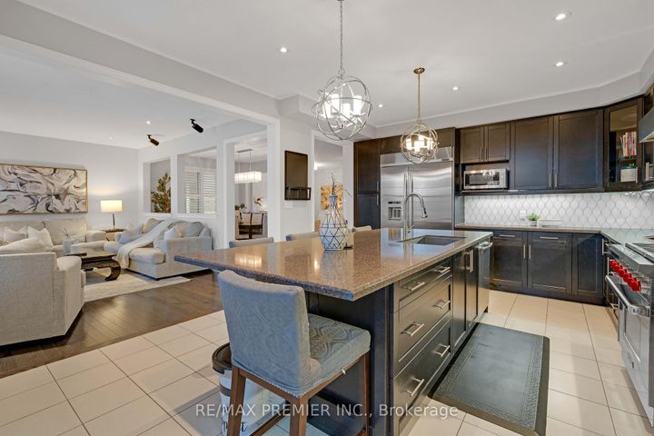 Photo 11 at 196 Aishford Road, Bradford, Bradford West Gwillimbury