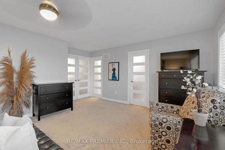 Photo 22 at 196 Aishford Road, Bradford, Bradford West Gwillimbury