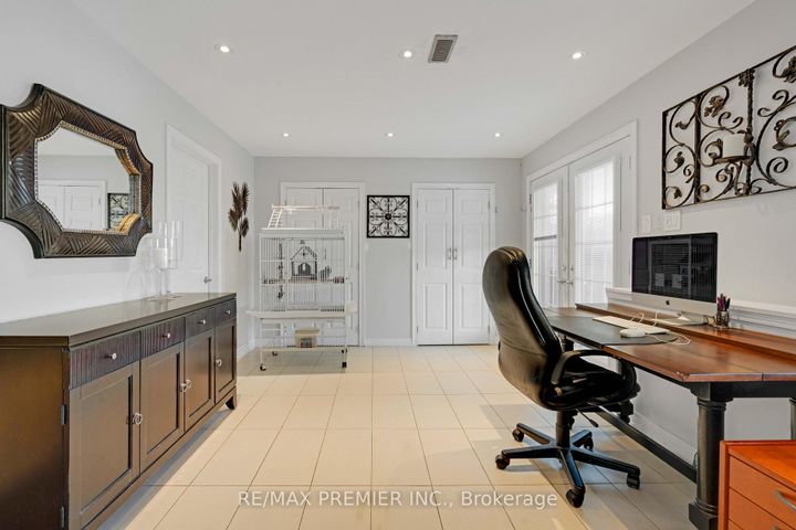 Photo 35 at 196 Aishford Road, Bradford, Bradford West Gwillimbury