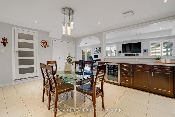 Photo 39 at 196 Aishford Road, Bradford, Bradford West Gwillimbury