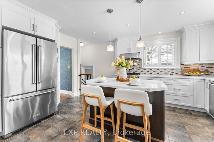 Photo 15 at 753 Kingsway Drive, LaSalle, Burlington