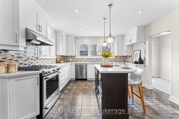Photo 16 at 753 Kingsway Drive, LaSalle, Burlington