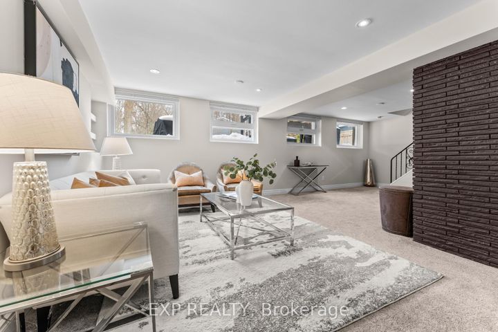 Photo 27 at 753 Kingsway Drive, LaSalle, Burlington