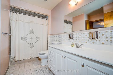 Photo 10 at 58 Hazelnut Crescent N, Pleasant View, Toronto