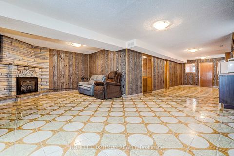 Photo 15 at 58 Hazelnut Crescent N, Pleasant View, Toronto