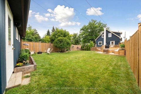 Photo 4 at 405 Pharmacy Avenue, Birchmount, Toronto