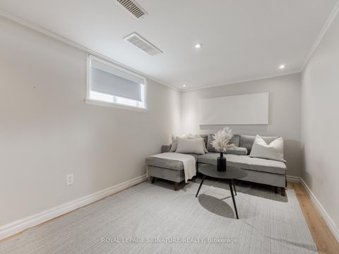 Photo 27 at 405 Pharmacy Avenue, Birchmount, Toronto