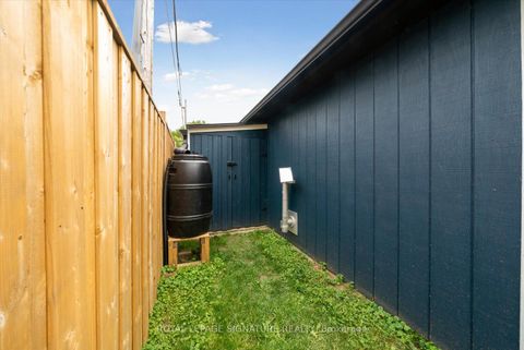 Photo 34 at 405 Pharmacy Avenue, Birchmount, Toronto