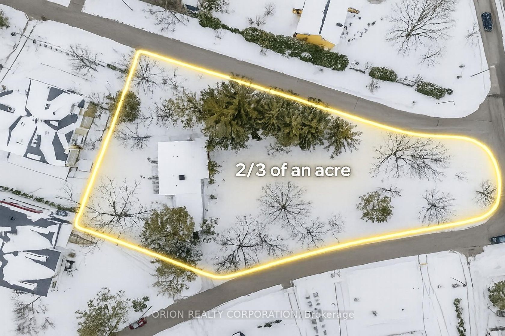 100 Westwood Lane, South Richvale, Richmond Hill by Loree Meneguzzi Real Estate 100 Westwood Lane, South Richvale, Richmond Hill