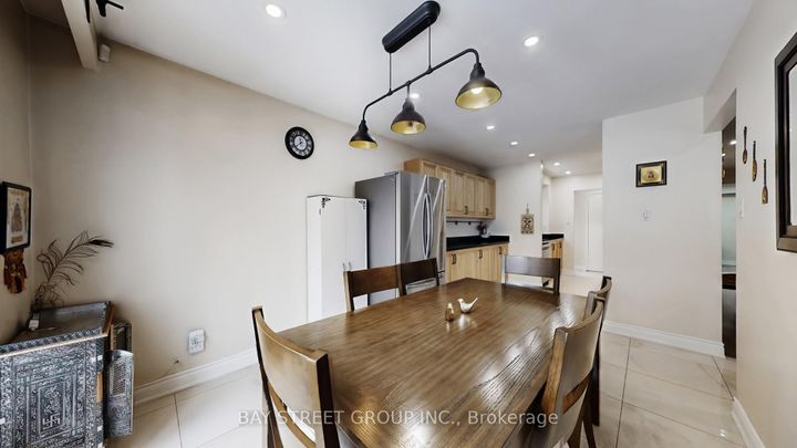 Photo 12 at 20 Camberley Crescent, Brampton North, Brampton