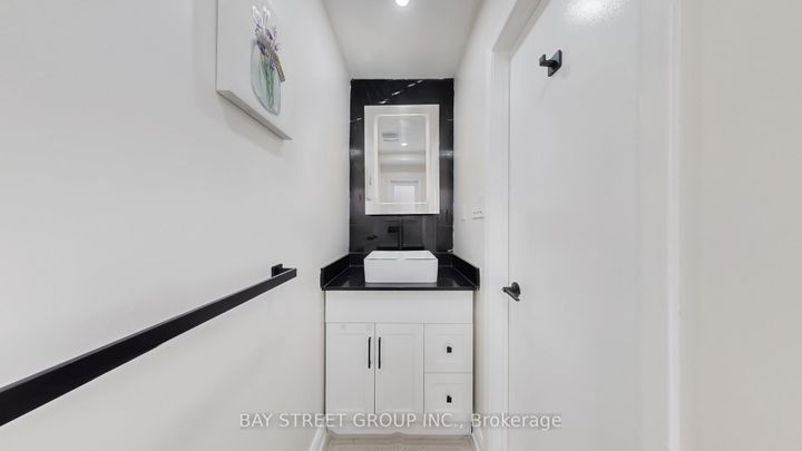 Photo 15 at 20 Camberley Crescent, Brampton North, Brampton