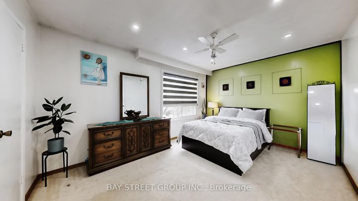 Photo 18 at 20 Camberley Crescent, Brampton North, Brampton