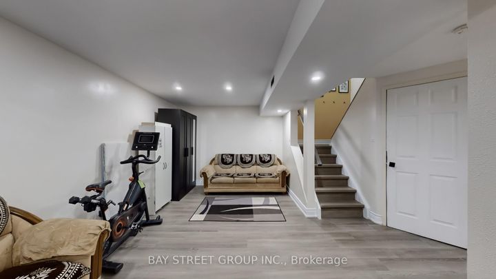 Photo 28 at 20 Camberley Crescent, Brampton North, Brampton