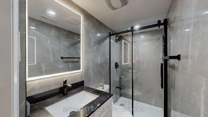 Photo 32 at 20 Camberley Crescent, Brampton North, Brampton