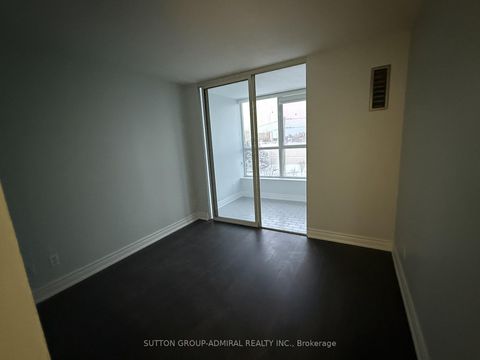 Photo 6 at 511 - 330 McCowan Road, Eglinton East, Toronto