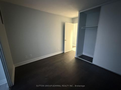 Photo 7 at 511 - 330 McCowan Road, Eglinton East, Toronto