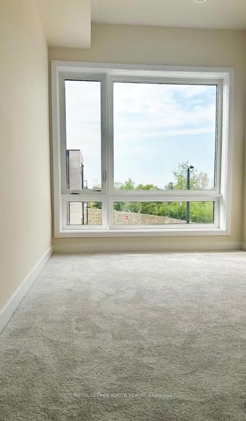 Photo 11 at 55 Chiffon Street, Steeles West Industrial, Vaughan