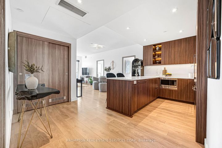 Photo 1 at 1803 - 25 Mcmahon Drive, Bayview Village, Toronto