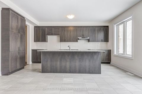 Photo 12 at 27 ROGERSON Street E, Newcastle, Clarington