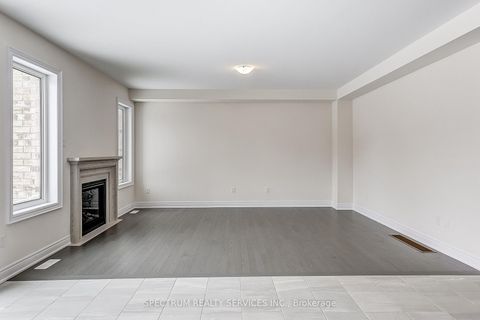 Photo 18 at 27 ROGERSON Street E, Newcastle, Clarington