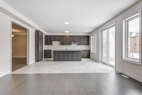 Photo 21 at 27 ROGERSON Street E, Newcastle, Clarington