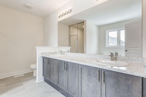 Photo 29 at 27 ROGERSON Street E, Newcastle, Clarington