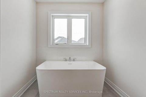 Photo 30 at 27 ROGERSON Street E, Newcastle, Clarington