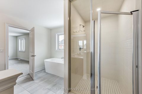 Photo 31 at 27 ROGERSON Street E, Newcastle, Clarington