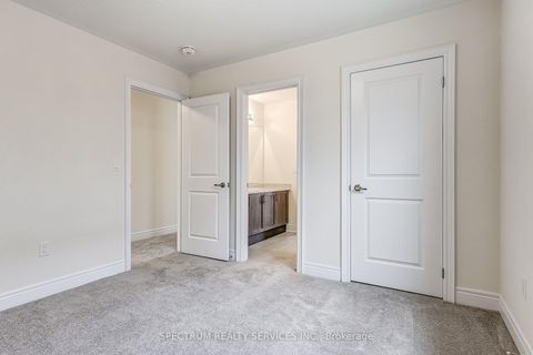 Photo 33 at 27 ROGERSON Street E, Newcastle, Clarington