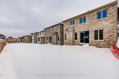 Photo 46 at 27 ROGERSON Street E, Newcastle, Clarington