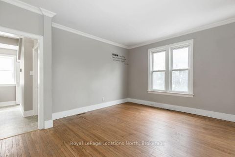 Photo 17 at 37 Ross Street, Sunnidale, Barrie