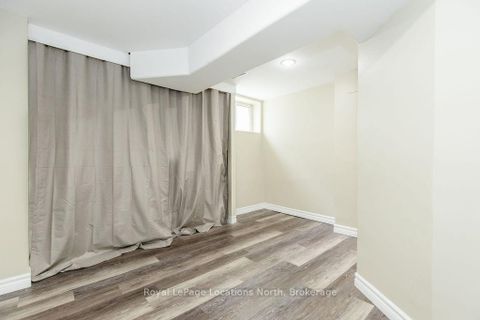 Photo 30 at 37 Ross Street, Sunnidale, Barrie